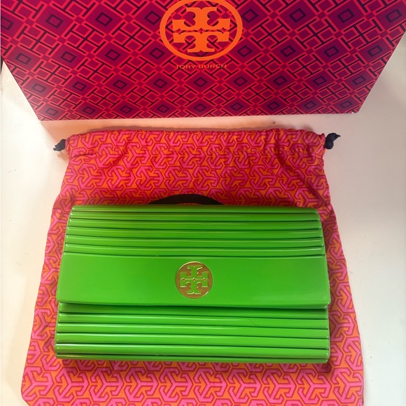Tory Burch Green Clutch - Picture 1 of 4